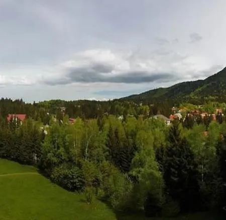 Alpin , Etaj 8